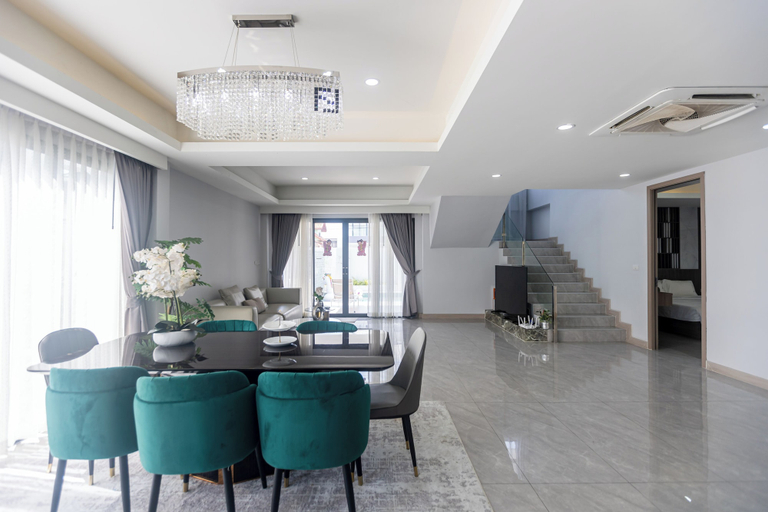 Dining 4, The Ivory ll C26, Pattaya