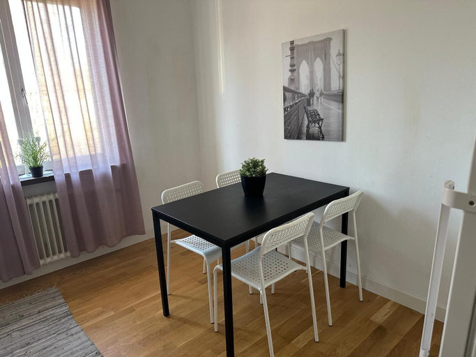 Dining 3, Mälartorget - Stay Smart, Köping