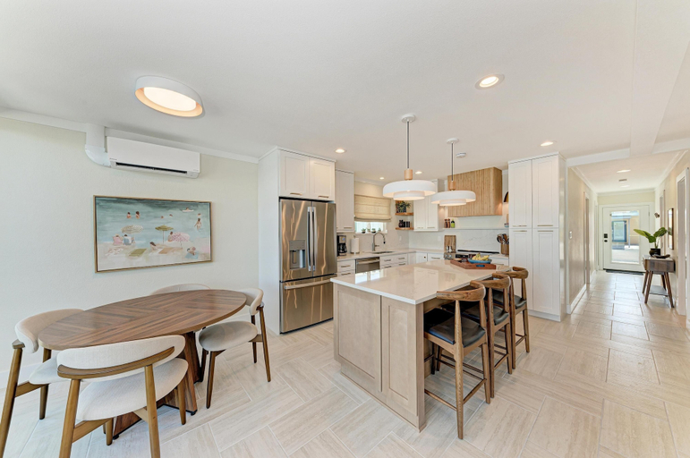 Dining, Beau Soleil Seaside 2 Bedroom Bungalow, Manatee