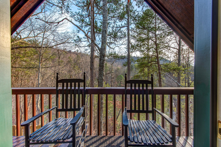 Property grounds 3, Lil Smoky Mountain Retreat, Sevier