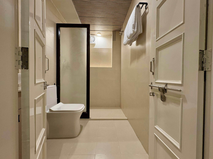 Bathroom 4, NauKothi Jaipur, Jaipur