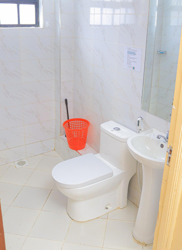 Bathroom, Countryside Apartment 1, Kiambaa