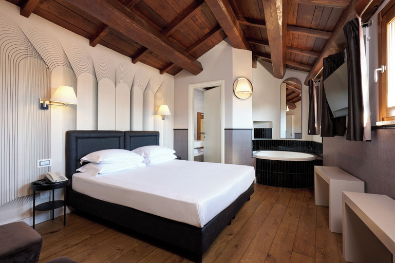 Bedroom 4, Hotel Navona Palace Collection, Rome