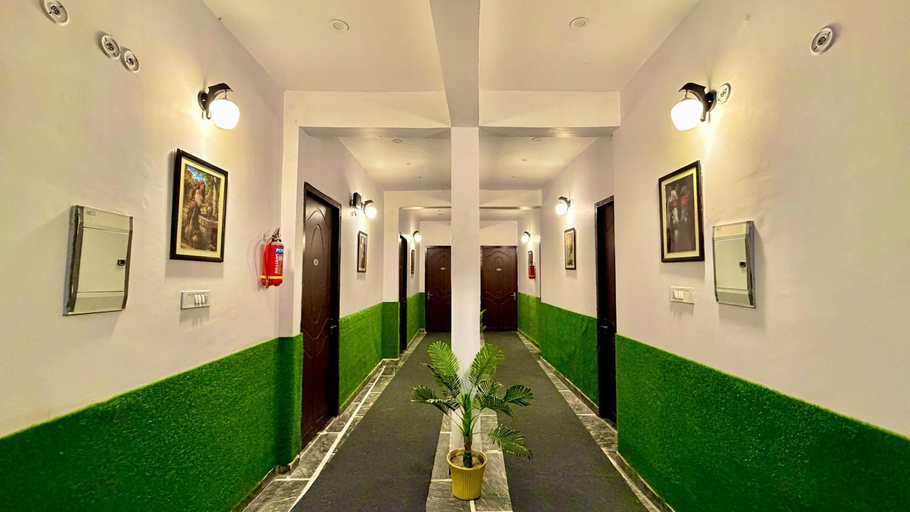 Exterior view 5, Hotel Madhav inn, Lucknow