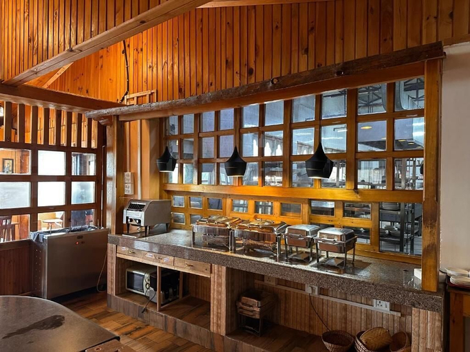 Food & Drinks 4, Jambayang Resort, Chang