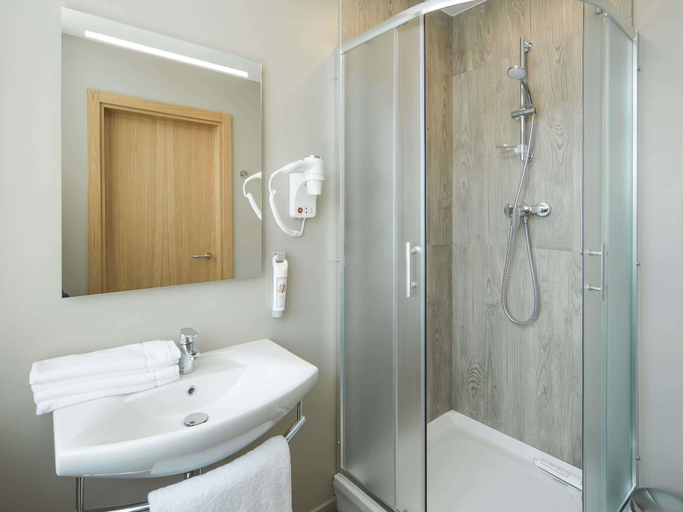 Bathroom 4, ibis Riga Centre, Riga