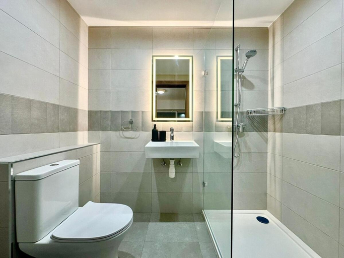 Bathroom 3, Modern Retreat in the heart of St Julians, St Julian's