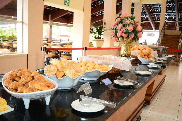 Food & Drinks 4, Hotel Maravilhoso-Banheira-PiscinaTermal, Caldas Novas