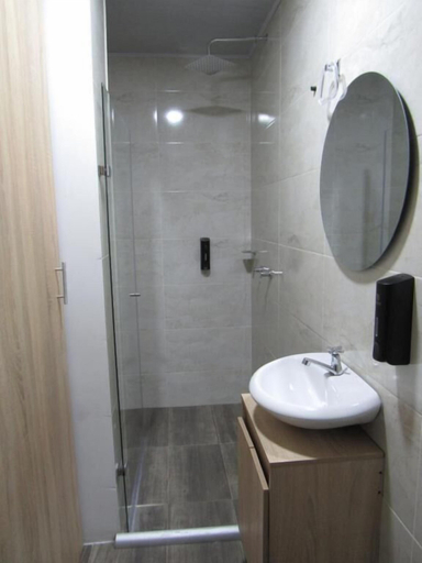 Bathroom 5, Lux Al Wafa, Santafé de Bogotá