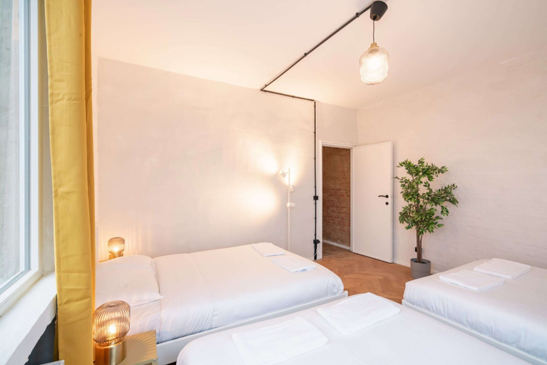 Room 2, 2BR City Stay - Grand Central Area, Antwerpen