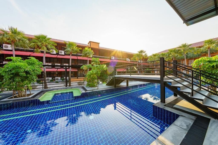 Pool 5, Nongnooch Tradition Resort, Sattahip