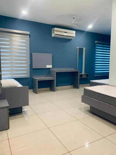 Others 5, Emerald Royal Residency, Ernakulam