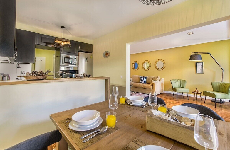 Food & Drinks, 347 Acácias Flat, Cascais