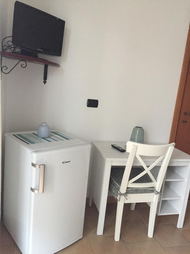 Others 4, B&B Le coccinelle, Taranto