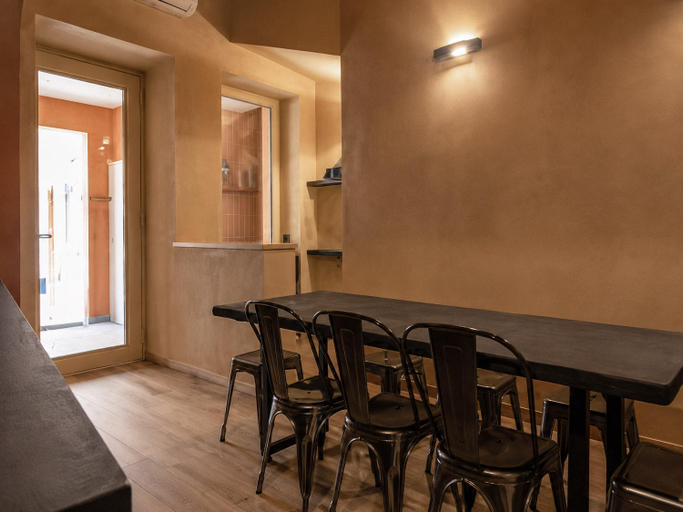 Others 2, Dalmati House San Lorenzo, Roma