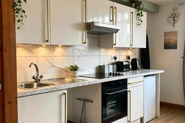 Private kitchen 4, Apartment Sleeps 3 - Parking, Wifi, Pet Friendly, North Yorkshire