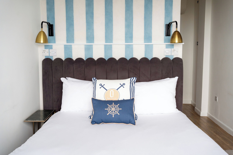 Bedroom 4, Queens Hotel & Spa Bournemouth, Bournemouth