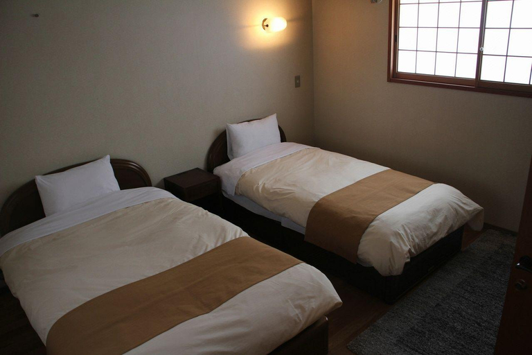 Bedroom 2, Nishijin Narahian, Kyoto