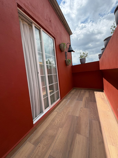 Others 4, Casa Arum, Allende