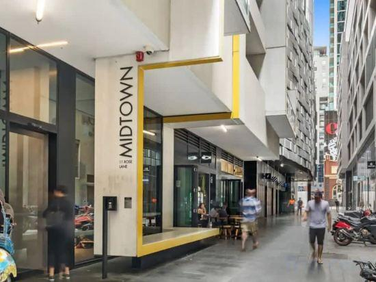 5, Spacious Southern Cross Stay, Cozy & Central Home, Melbourne