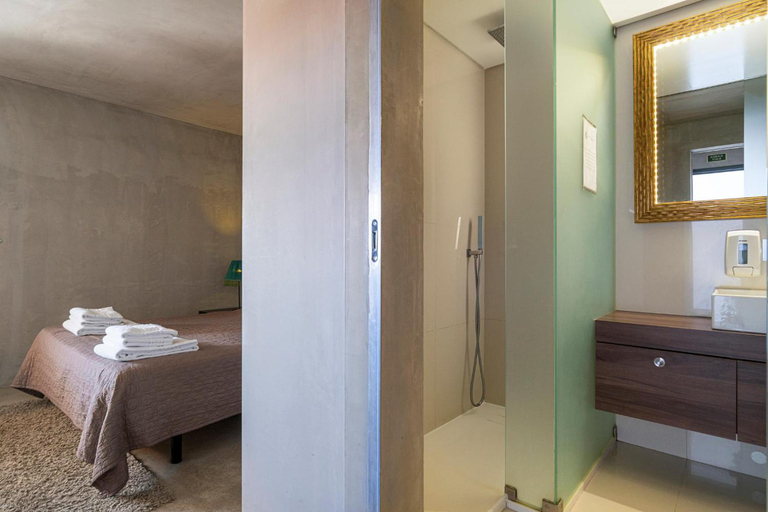 Bedroom 2, N1 Hostel Apartments & Suites, Santarém