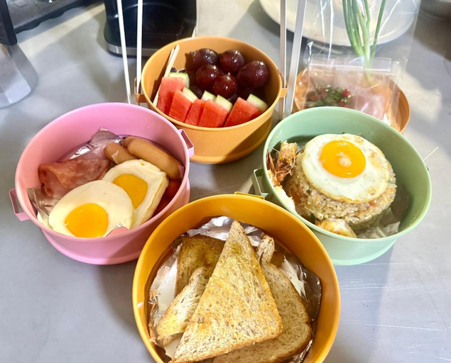 Food & Drinks 5, 385 Homestay & Lake camp, Bang Mun Nak
