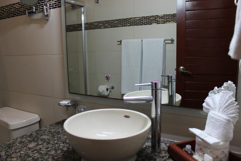 Bathroom 3, Grand City Hotel, Benito Juárez