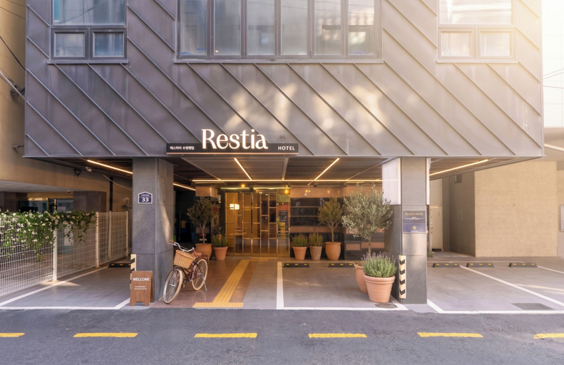 Exterior & Views 2, Restia Hotel Suwon Station, Suwon