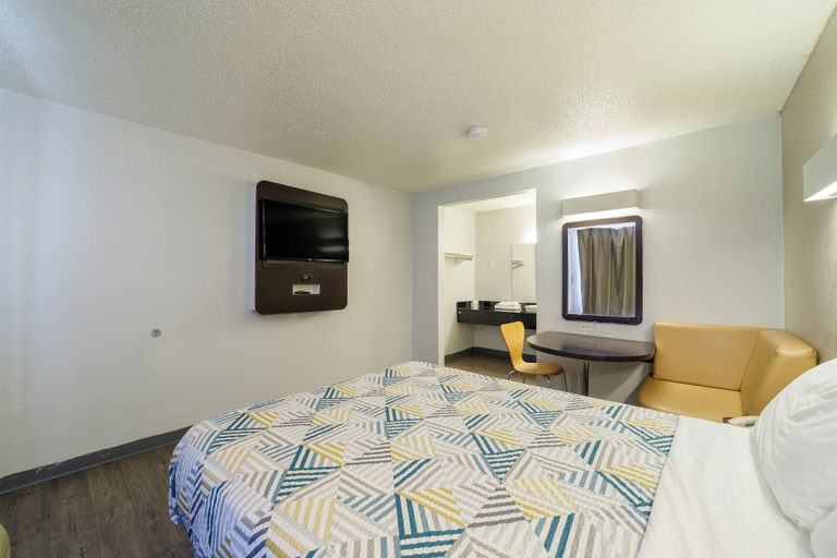 Bedroom 3, Motel 6 San Antonio, TX - Fort Sam Houston, Bexar