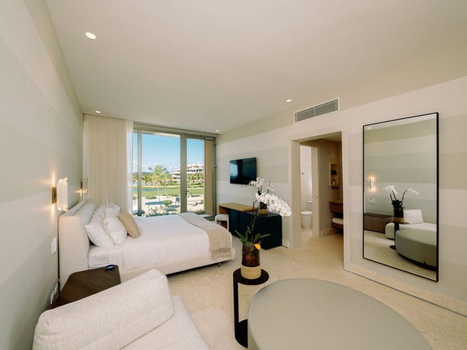 Room 4, Shemesh Residence - Ocean Golf Views With Full Staff at Unique Cap Cana Villa, San Rafael del Yuma
