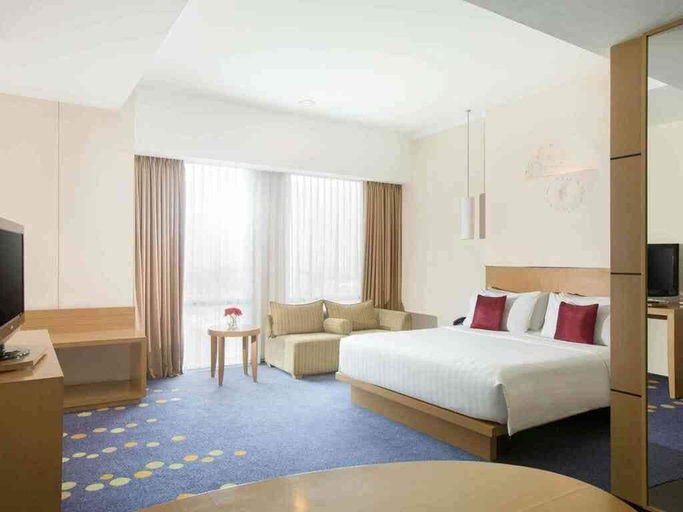 bedroom 18