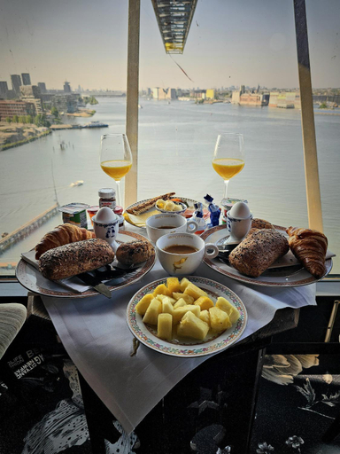 Food & Drinks 5, Faralda Crane Hotel Amsterdam, Amsterdam