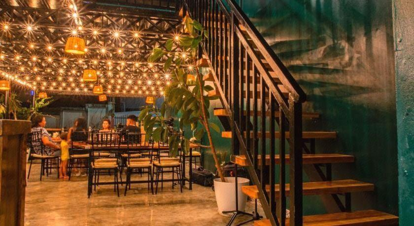 Food & Drinks 5, Lartista Hostel, Puerto Princesa City