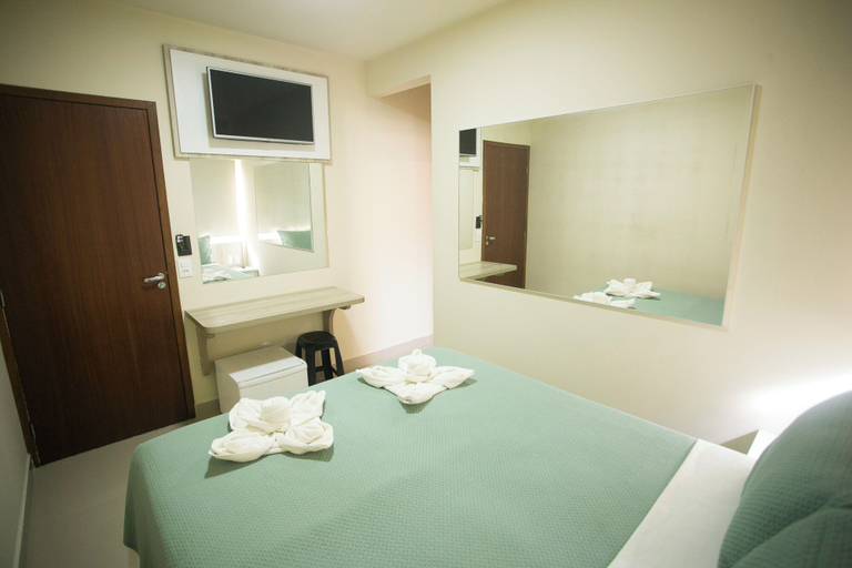 Bedroom 4, THE - Tropicanas Hotel e Eventos, Florianopolis
