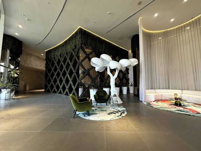 Living area 2, Luxury apt in Panama City 2 Rooms 3 Baths & Office, Panamá