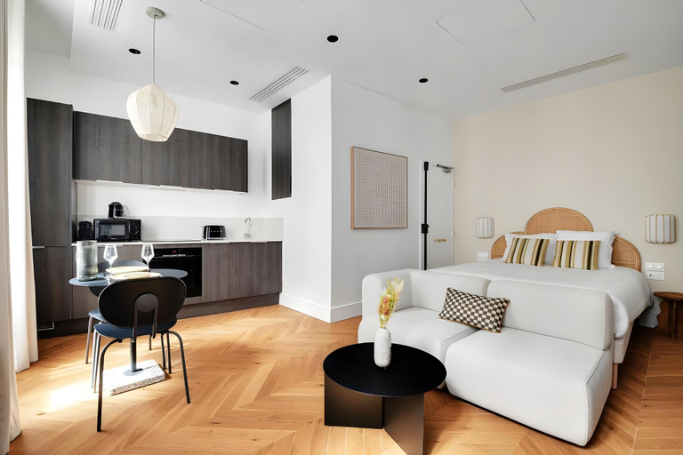 Bedroom, B48 París Haussmann, Paris