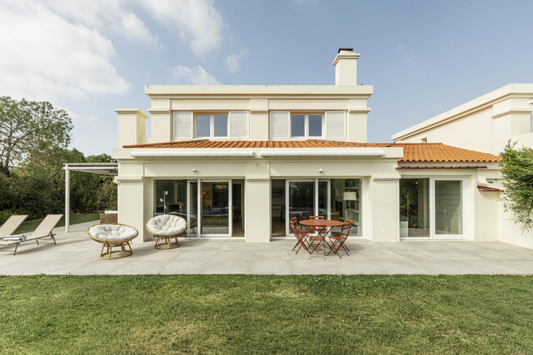 Exterior view, Golf Escape Villa by Cadenzalux, Sintra