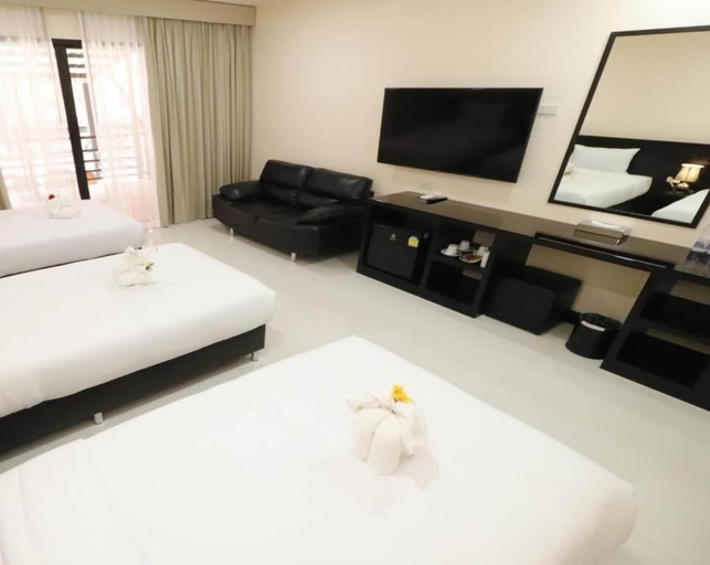 Room 4, Nongnooch Tradition Resort, Sattahip