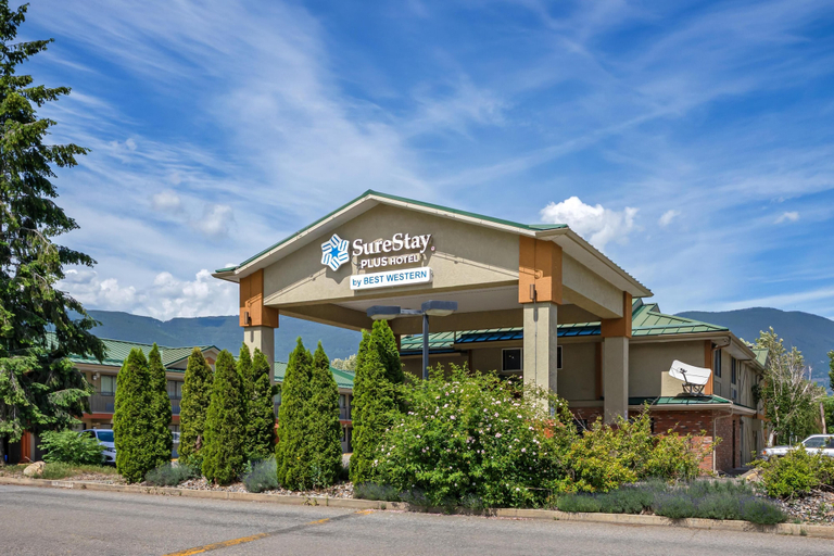 Exterior & Views 2, SureStay Plus Hotel By Best Western Salmon Arm, Columbia-Shuswap