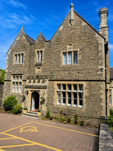 Primary image