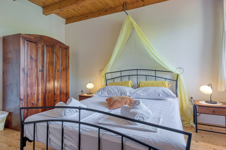 Room 5, Casa Rustica Felker With Private Pool, Marčana