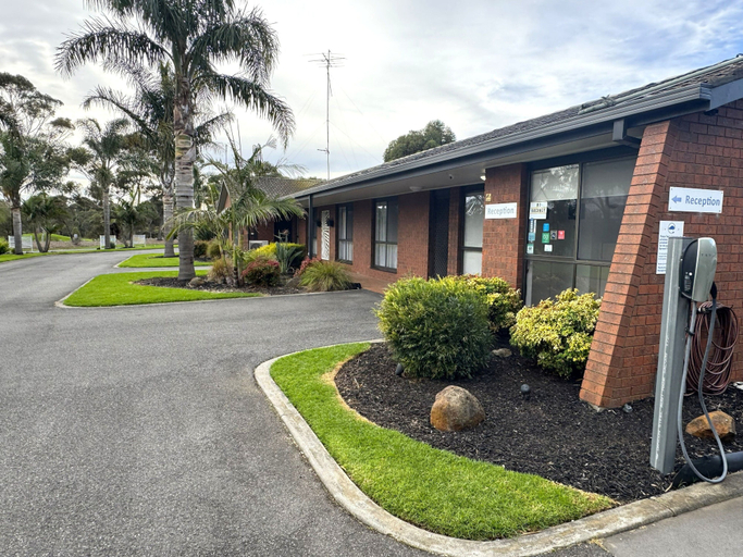 Exterior & Views 2, Barwon Valley Lodge, South Barwon - Inner