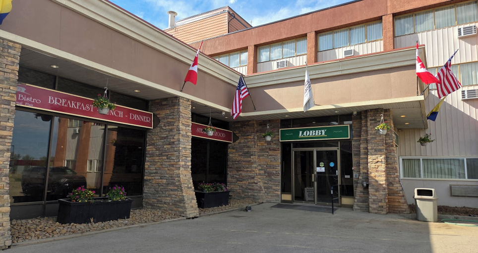Exterior & Views 2, The George Dawson Inn & Conference Centre, Peace River