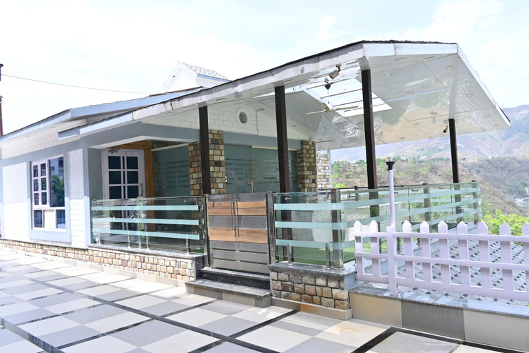 Exterior 3, The Wanderlust stays, Dehradun