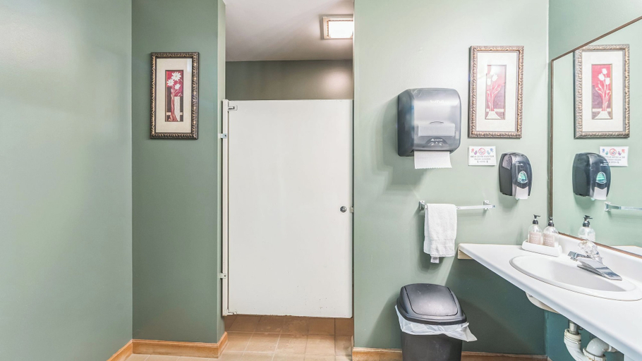 Interior 3, Cloud by Avantstay Sauna + Indoor Heated Pool + Game Lounge Near Gore Mtn, Warren