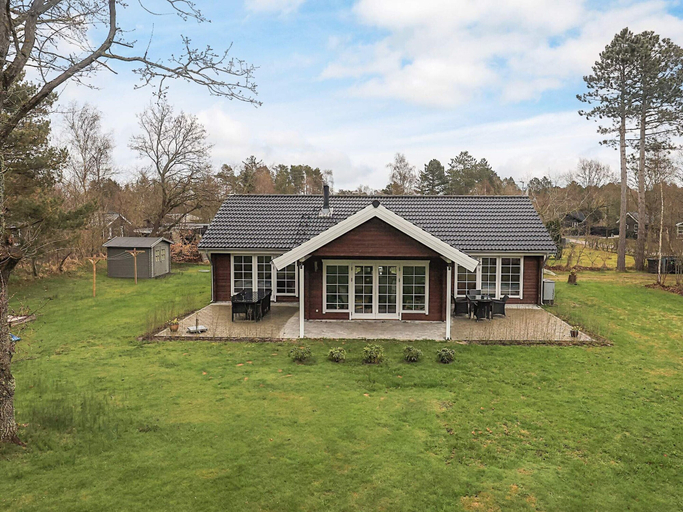 Others 1, 5 Star Holiday Home in Hadsund, Mariagerfjord