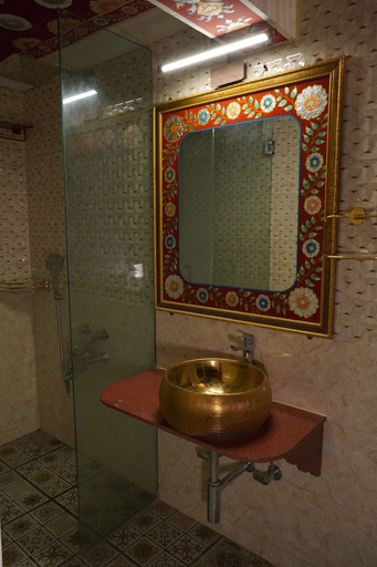 Bathroom 2, Hotel Heritage, Jhunjhunun