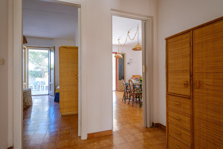 Others 5, Villa Elena, Lecce