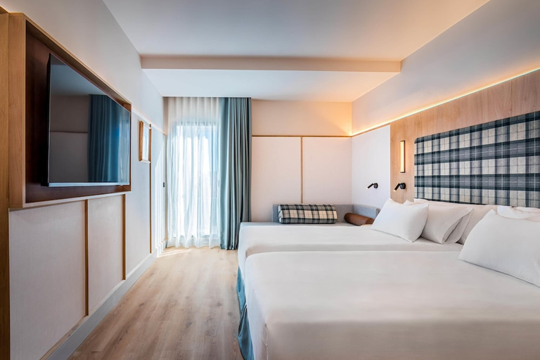 Bedroom 2, Barceló Valladolid, Valladolid