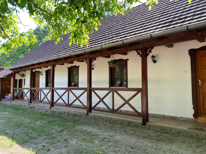 4, Hortenzia Vendeghaz, Fehérgyarmat